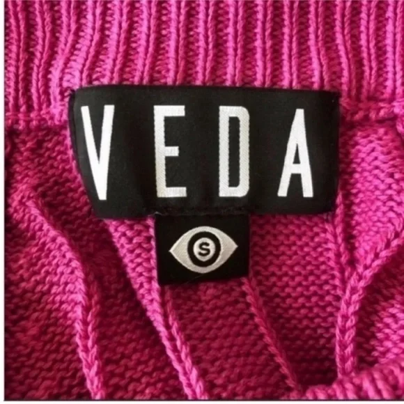 Veda Crema Dip Dye Cable Knit Pullover Sweater - Picture 4 of 5